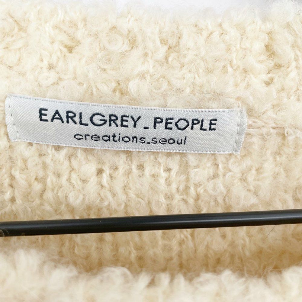 COS Fuzzy Crew Neck Sweater Wide Sleeve Side Slit Ivory Women's S - Picture 5 of 6
